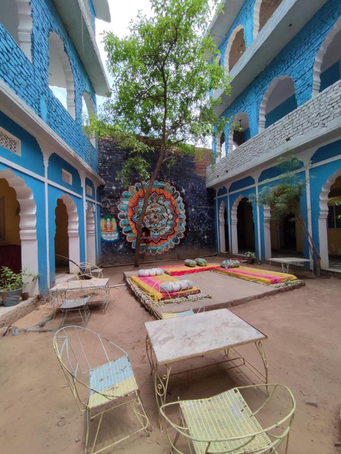 Hide-In Pushkar Hostel Ngoại thất bức ảnh